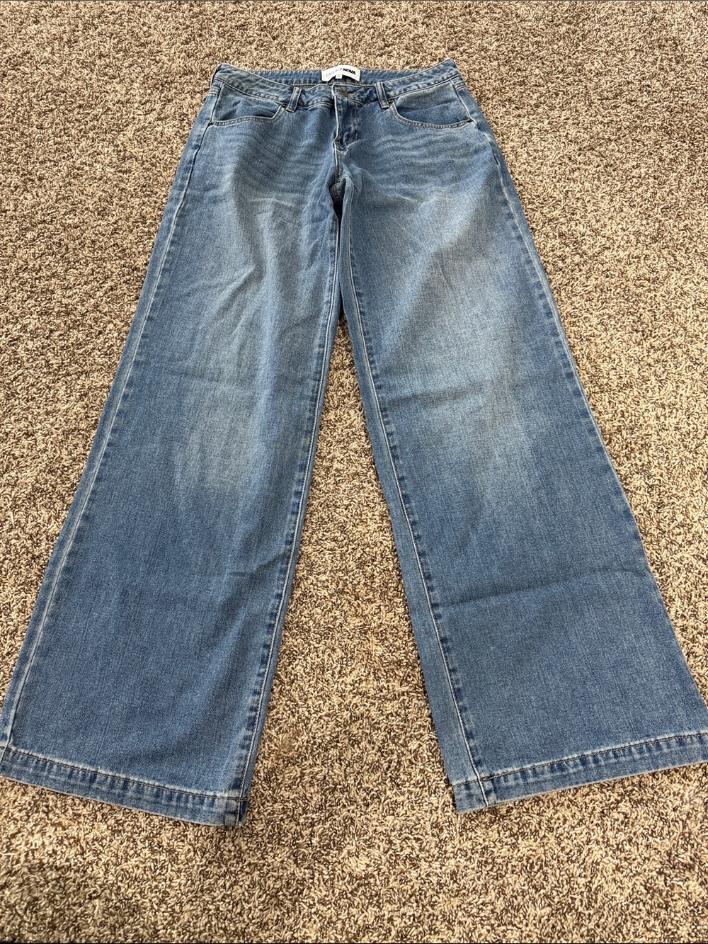 NWT Fashion Nova low waisted flare jean